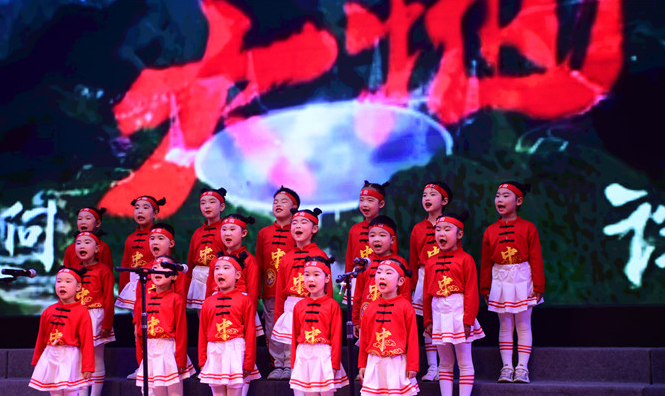 瑶海区第十二届德育文化艺术节幼儿园“扬歌声”“展舞姿”专场展演活力绽放-拓空间学习分享